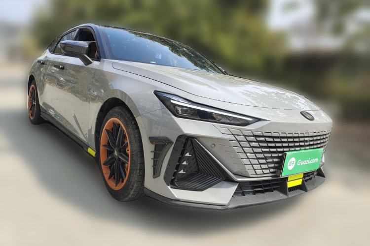 Used Changan UNI-V 2022 1.5T Prestige Version