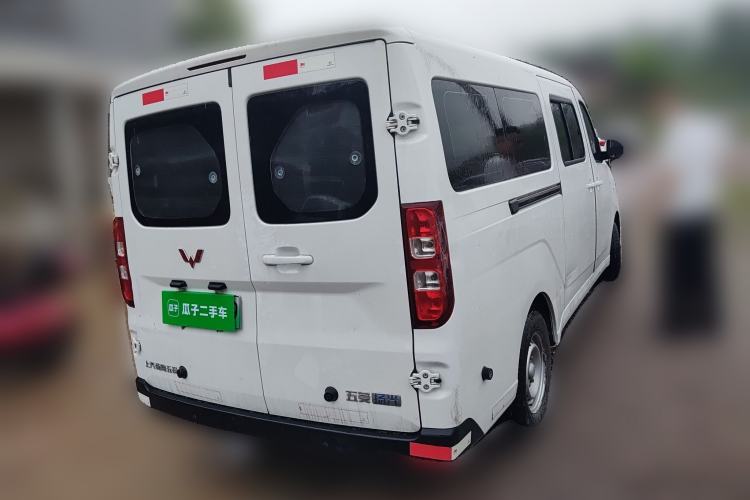 Used Wuling Yangguang 2025 Model 400km Bus Edition—Comfort Edition Rear Right 45 Deg