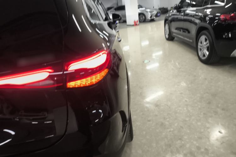 Used Mercedes-Benz GLC 2023 Facelifted GLC 300 L 4MATIC Luxury Version 5 Seats Right Rear Taillight