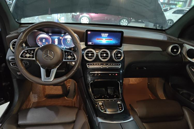 Used Mercedes-Benz GLC 2021 GLC 260 L 4MATIC Dynamic Edition