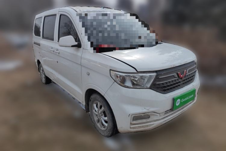 Used Wuling Hongguang V 2019 1.5L Enjoyment Version China VI LAR
