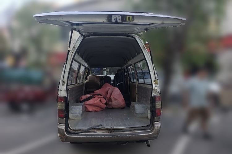 Used Foton Scenic 2014 2.0L Express Classic Short-Wheelbase High-Roof 491EQ4A
