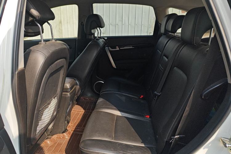 Used Chevrolet Captiva 2014 2.4L 4x4 Flagship Edition 7 Seats
