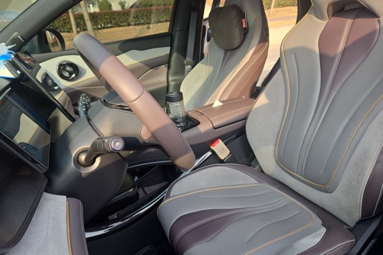 Used BYD Frigate 07 2023 DM-p 175 km Four-Wheel Drive Flagship Model Left Front Seat