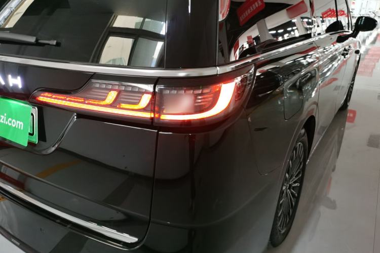 Used VOYAH Dream 2026 Model PHEV Qiankun Ultra
