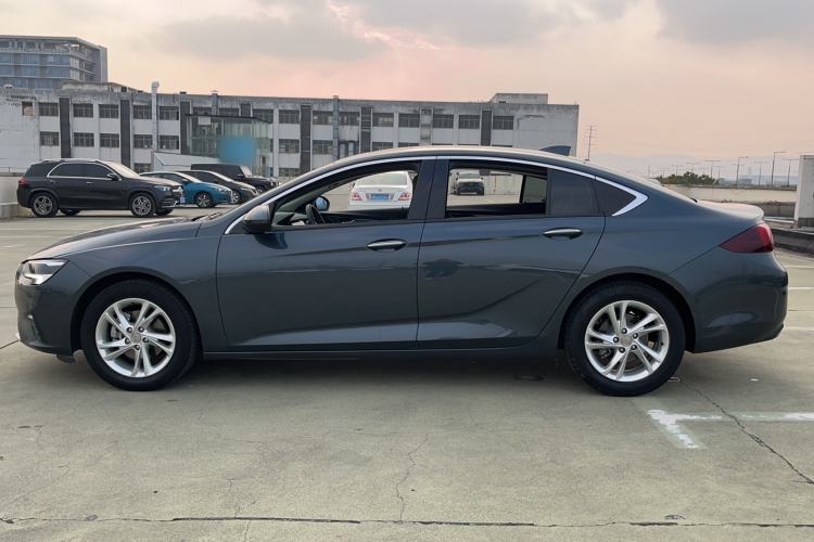 Used Buick Regal 2020 552T Luxury Version
