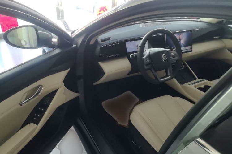 Used BYD Qin L 2025 EV 545KM Beyond Version
