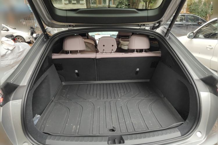 Used ONVO L60 2025 Model—85 kWh Rear-Wheel-Drive Version
