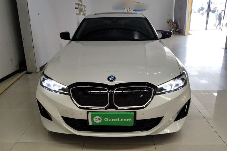 Used BMW i3 2023 eDrive 40 L Midnight Edition
