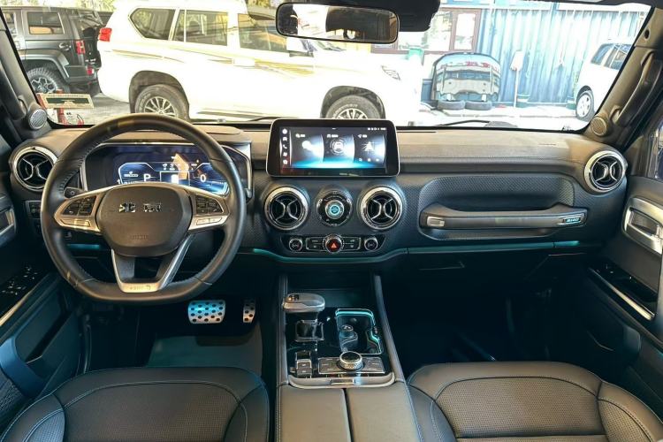 Used BAIC Off-Road BJ40 2023 2.0T Automatic Four-Wheel Drive Urban Hunter Edition Chivalrous Type
