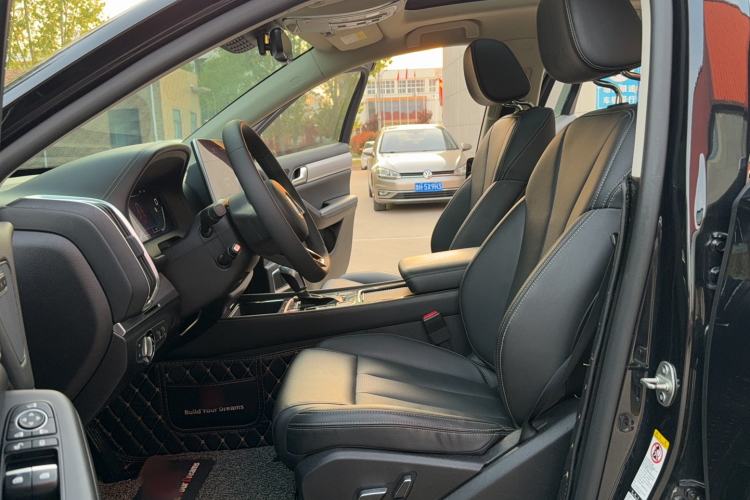 Used BYD Tang 2018 2.0T Automatic SmartConnect Prestige 7-Seater China V Standard