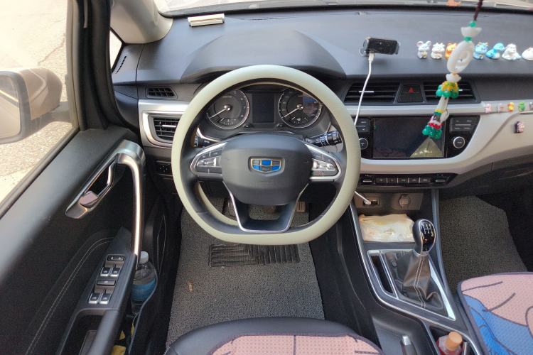 Used Geely Auto Vision X3 2019 Upgraded Model 1.5L Manual Luxury Version