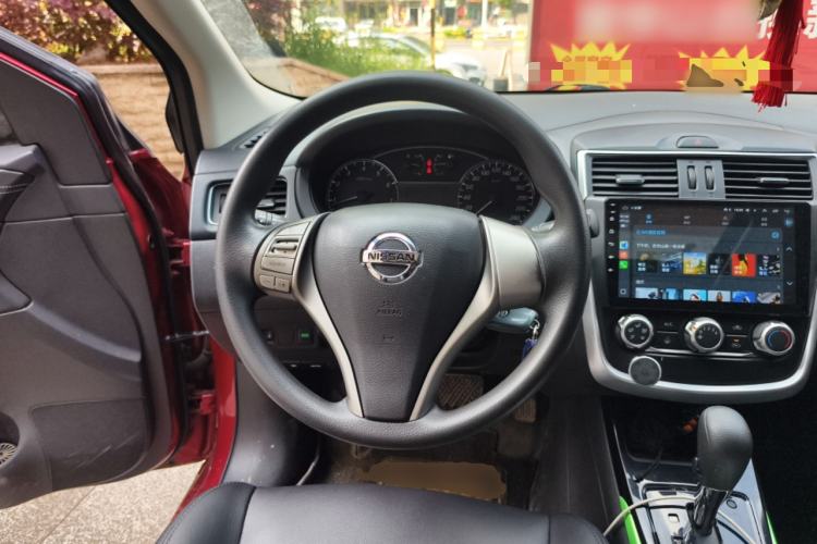 Used Nissan Tiida 2016 1.6L CVT Cool Dynamic Edition
