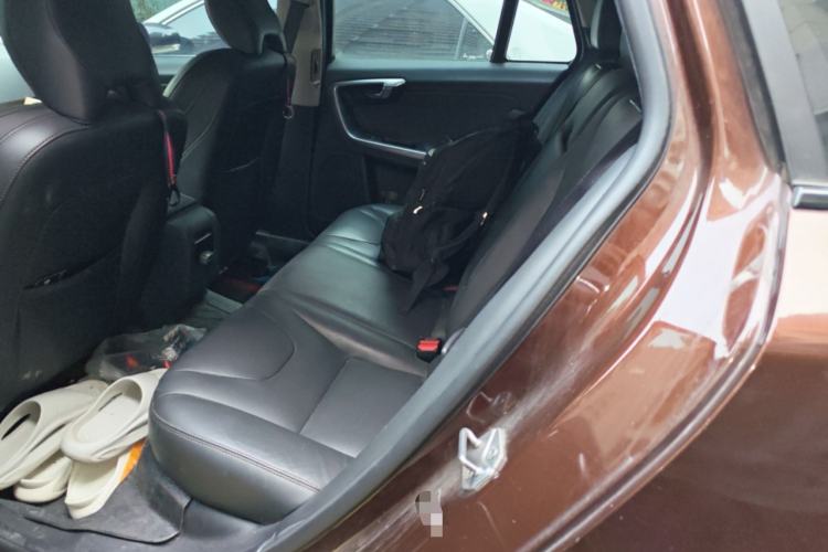 Used Volvo V60 2017 Cross Country T5 AWD China V Standard Left Rear Seat