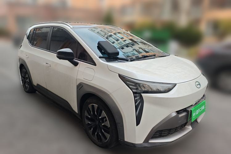 Used AION Y 2022 70 Tech Edition Lithium Iron Phosphate
