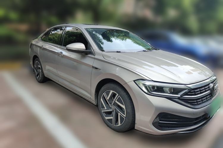 Used Volkswagen Sagitar 2023 280TSI DSG Excellence Edition Front Right 45 Deg