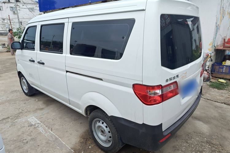 Used Jinbei Hiace X30 2020 1.5L Super-Comfortable Version China VI Standard SWC15M