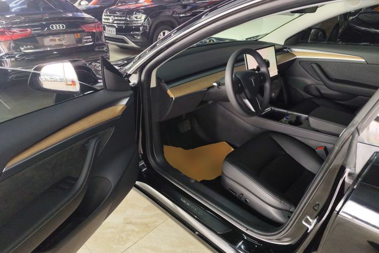 Used Tesla Model 3 2022 Rear-Wheel-Drive Version
