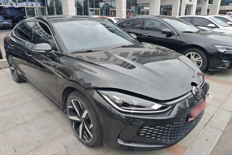 Used Volkswagen Lamando 2024 Lavida L 280TSI DSG Cool & Spicy Edition Front Right 45 Deg