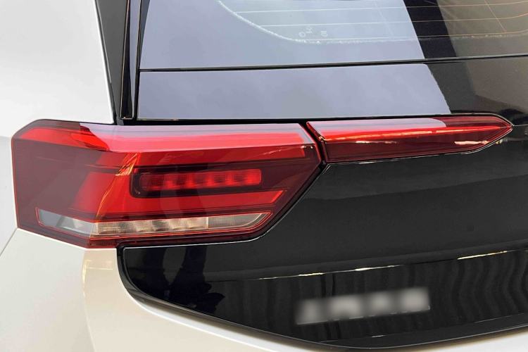 Used Volkswagen ID.3 2024 Outstanding Edition Exterior 5
