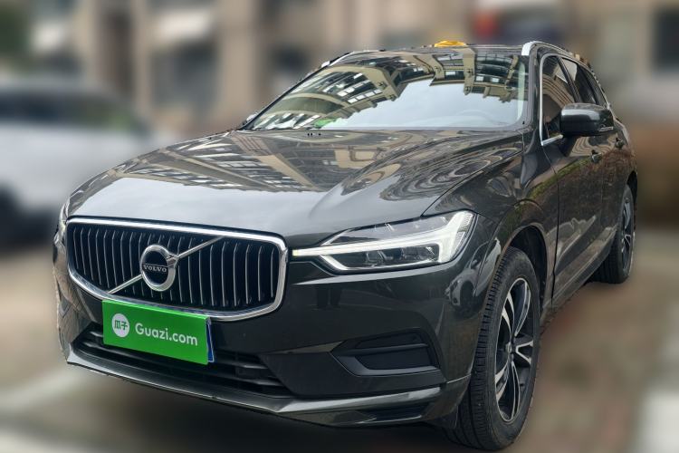 Used Volvo XC60 2019 T5 4x4 Smart Edition China V Standard