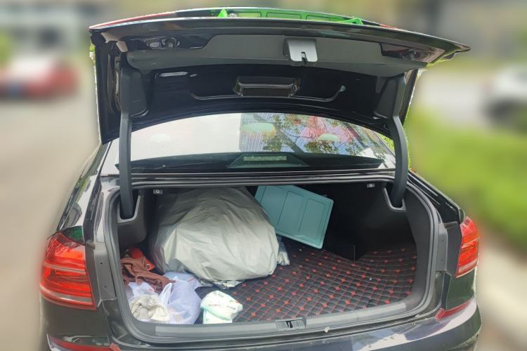 Used Volkswagen Passat 2016 330TSI DSG Luxury Edition Trunk