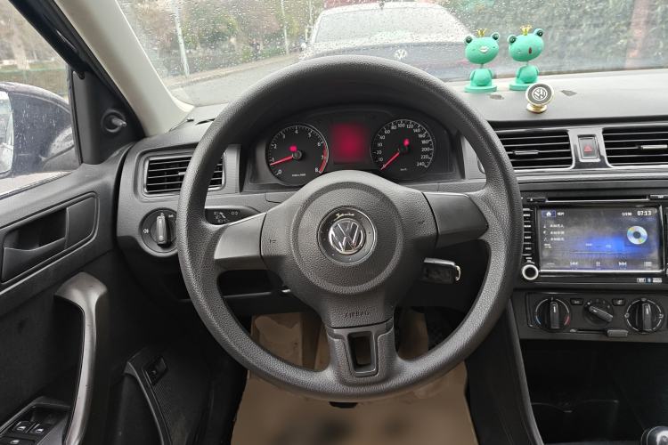 Used Volkswagen Santana 2013 1.6L Manual Fashion Edition Steering Wheel