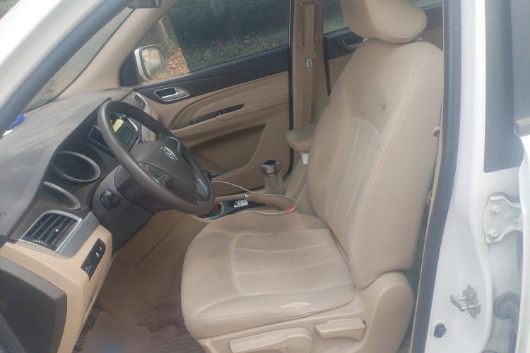 Used Baojun 730 2019 1.5L Manual Value Edition 7 Seats China VI Emission Standard