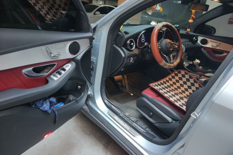 Used Mercedes-Benz GLC Coupe 2023 GLC 260 4MATIC Coupe SUV Driver Seat