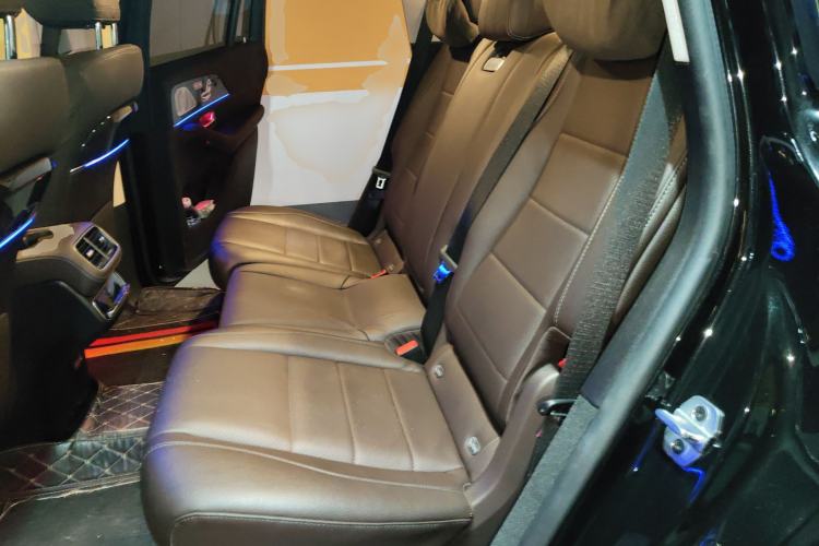 Used Mercedes-Benz GLS 2023 GLS 450 4MATIC Stylish Model Left Rear Seat