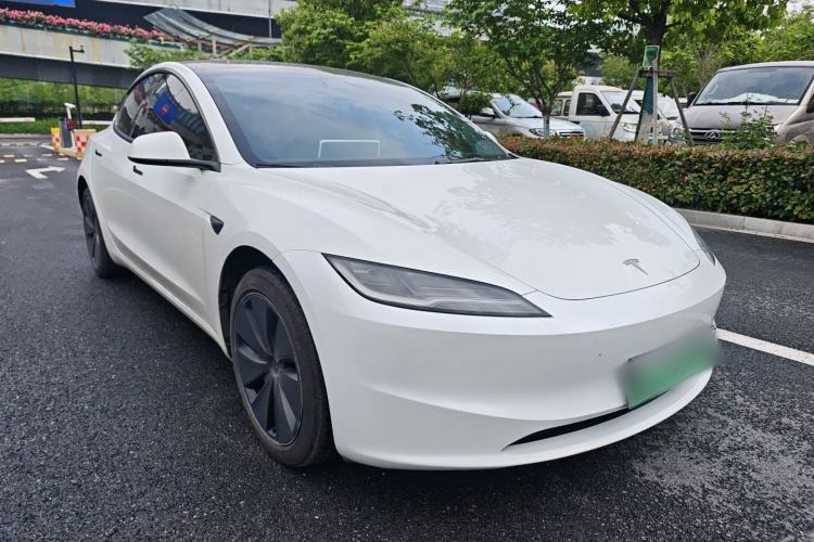 Used Tesla Model 3 2025 Rear-Wheel-Drive Version
