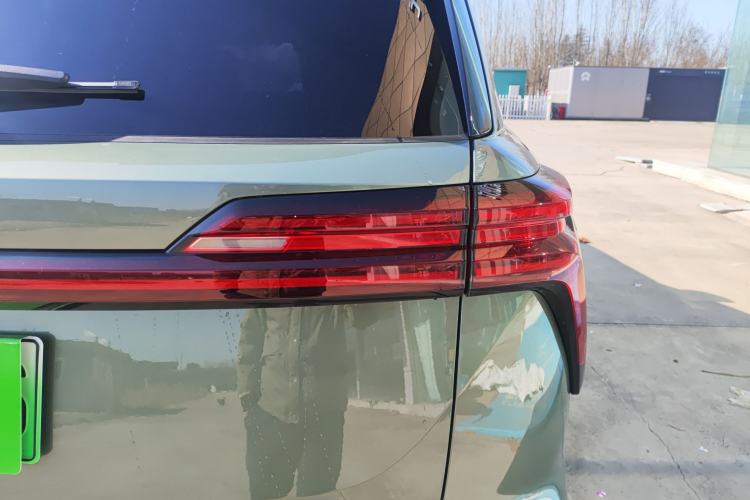 Used Wey Lanshan 2025 Four-Wheel Drive Max