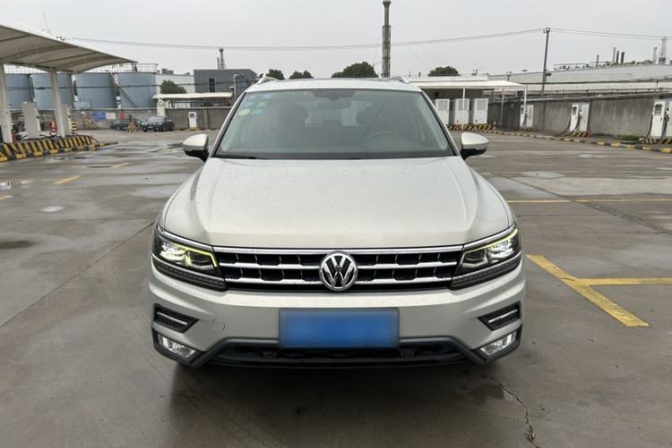 Used Volkswagen Tiguan L 2017 330TSI Automatic Two-Wheel Drive Flagship Edition
