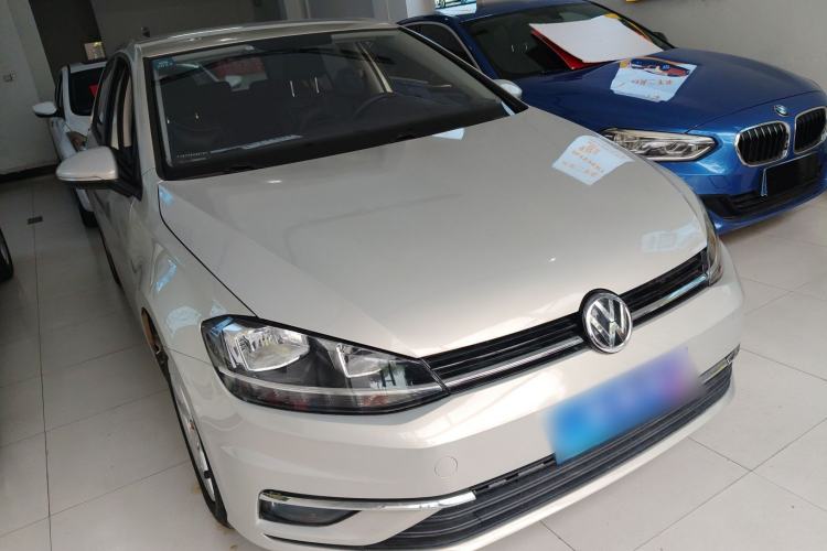 Used Volkswagen Golf 2018 1.6L Automatic Fashion Model