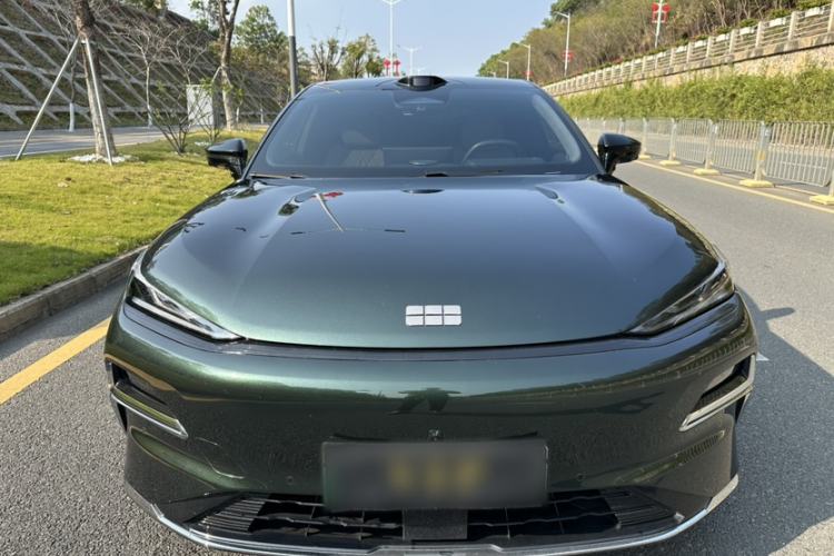 Used Geely Galaxy 8 2025 130km EM-P Starship Edition Exterior 6