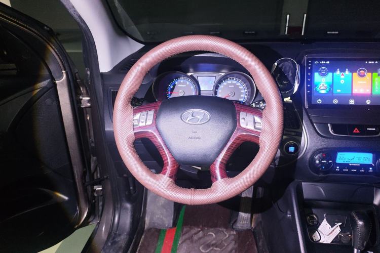 Used Hyundai ix35 2010 2.0L Automatic Two-Wheel Drive Elite Edition GLS