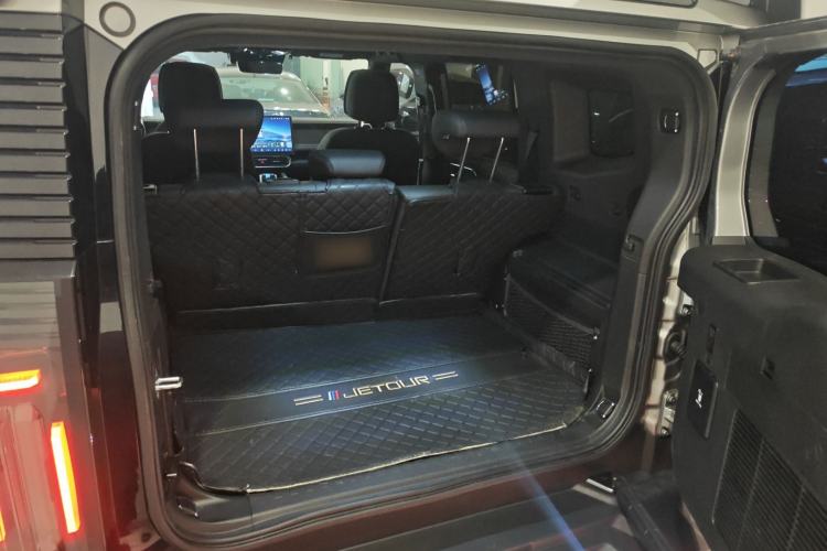 Used JETOUR Traveler 2023 2.0T All-Wheel Drive Conquer PRO