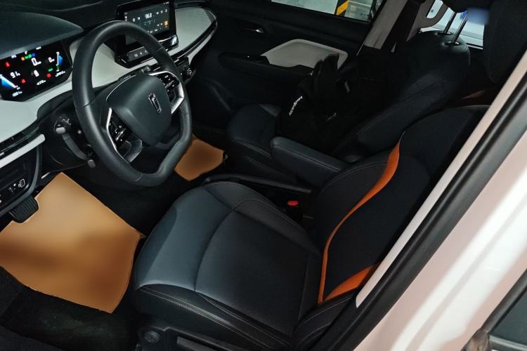 Used Bestune NAT 2023 PRO Comfort Travel Edition 419km