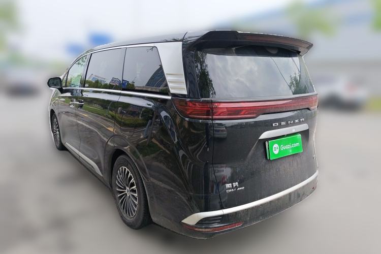 Used Denza D9 2022 DM-i 970 Four-Wheel Drive Flagship Model Rear Left 45 Deg