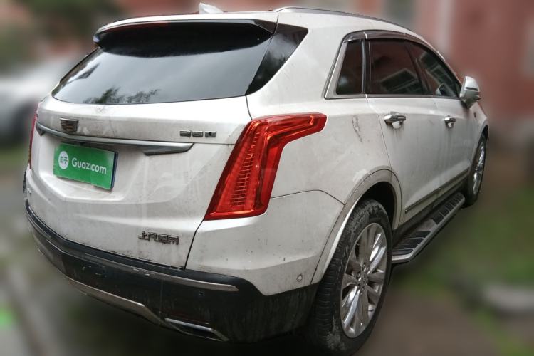 Used Cadillac XT5 2016 28T 4x4 Platinum Edition Rear Right 45 Deg