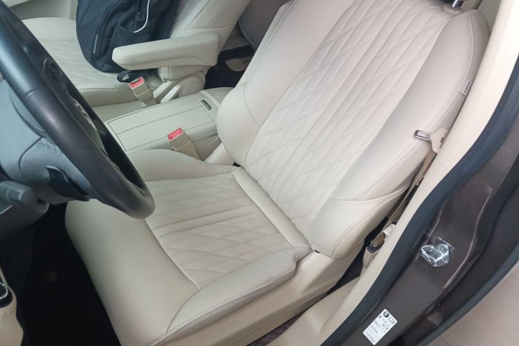 Used Buick GL8 2023 Land Executive Class 652T Luxury Model