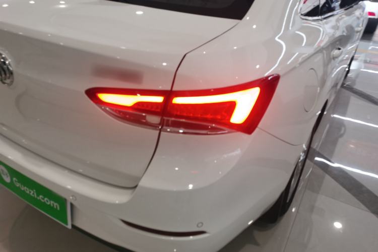 Used Buick GT 2021 Revised Version Flagship 1.5L Automatic Elite Edition Right Rear Taillight