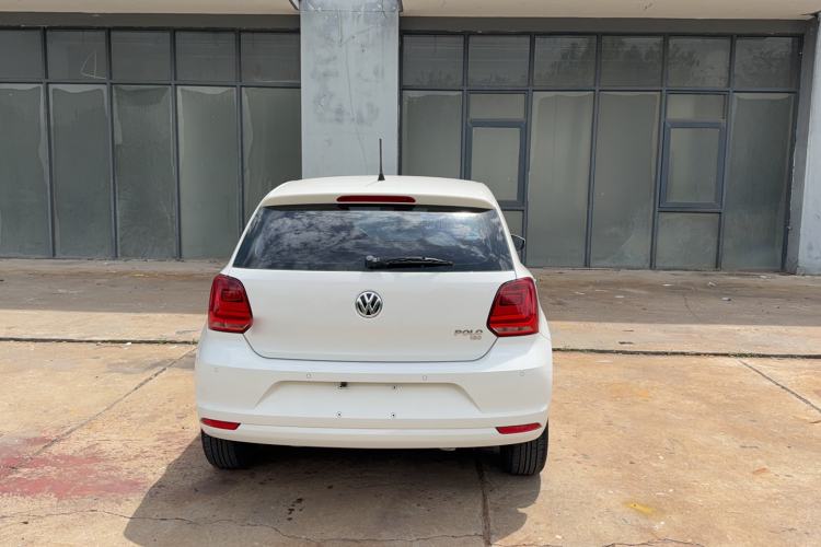 Used Volkswagen Polo 2016 1.6L Automatic Comfort Model