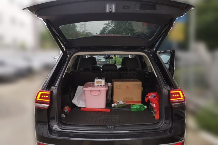 Used Volkswagen Teramont 2020 Revised Version 380TSI Four-Wheel Drive Comfort Edition Trunk