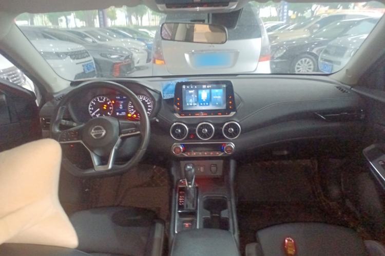 Used Nissan Sylphy 2022 1.6L XL CVT Enjoyment Edition Center Console