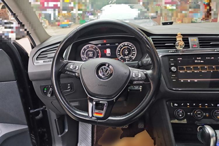 Used Volkswagen Tiguan 2018 330TSI All-Wheel-Drive Innovation Model
