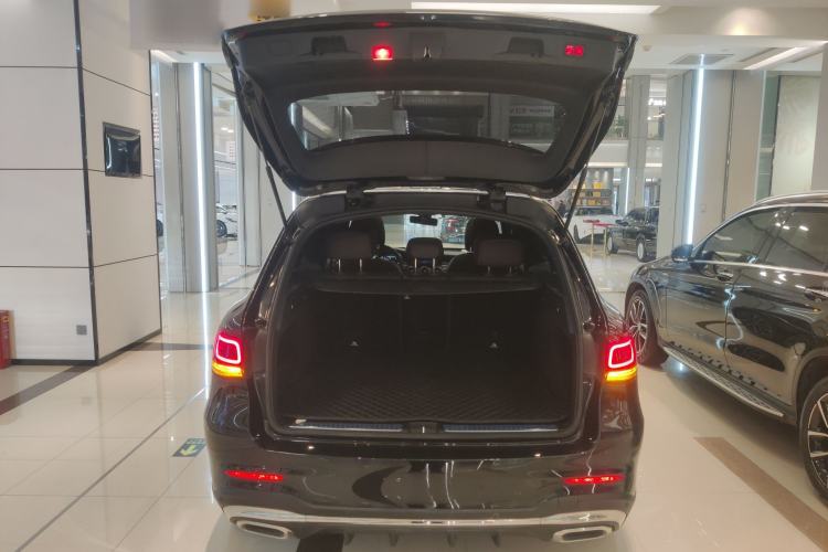 Used Mercedes-Benz GLC 2022 Second Facelift GLC 260 L 4MATIC Luxury Edition Trunk