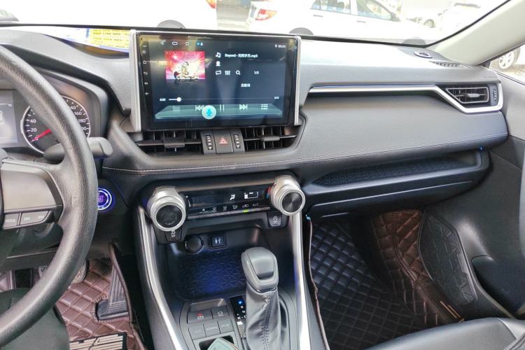 Used Toyota Wildlander 2022 2.0L CVT Two-Wheel Drive Leading Edition