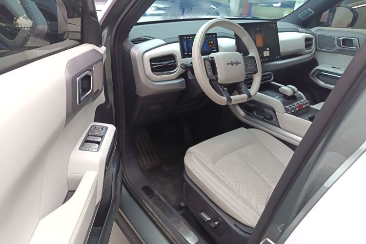 Used Formula Leopard Titanium 3 2025 501 km All-Wheel Drive Intelligent Driving Max Edition Driver Seat