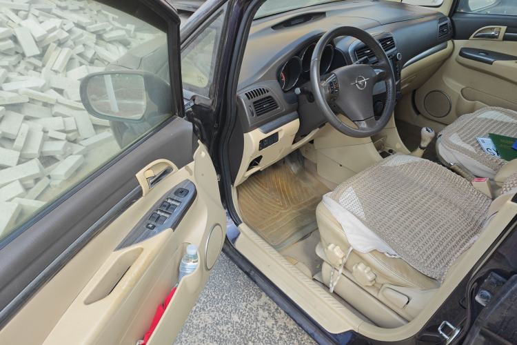 Used Haima Puxima 2012 1.6L Manual 7-Seater Adventure Edition
